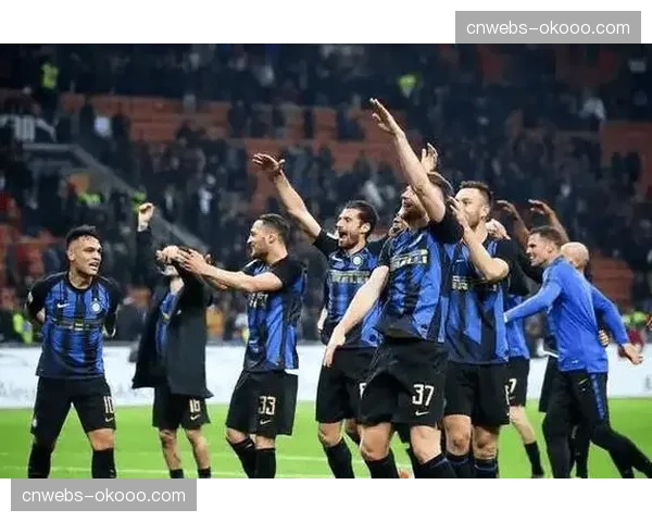 科莫3-4不敌国际米兰，蓝黑军团上演让二追四逆转好戏